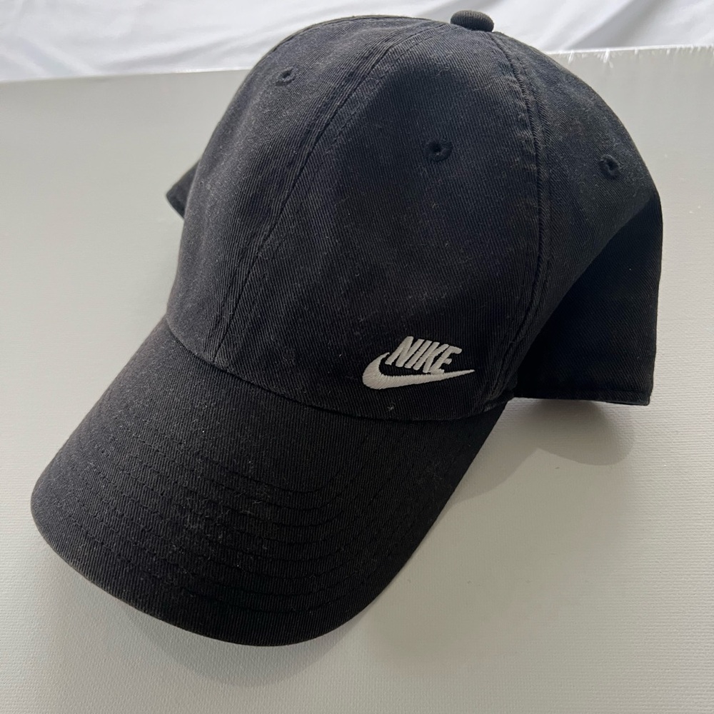 Nike Classic Black Hat